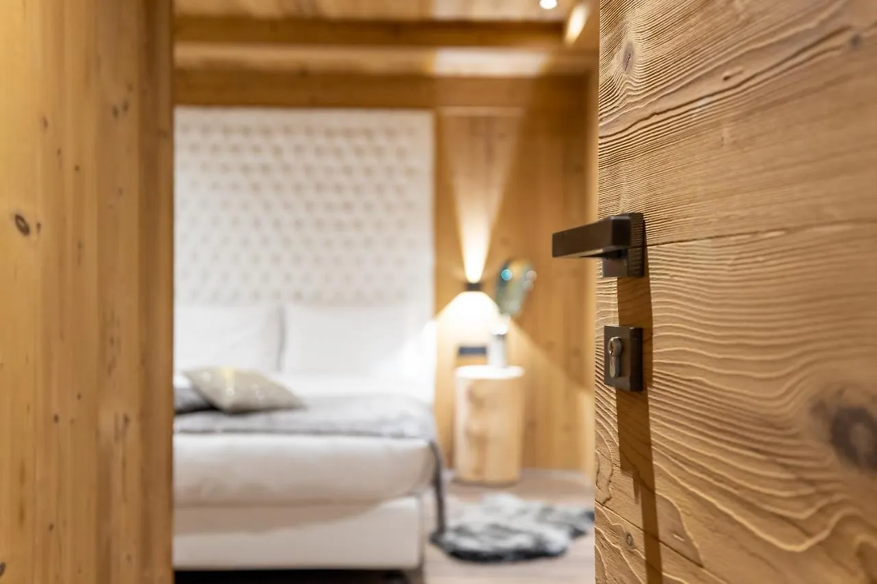 Chalet Imbosc'Che Livigno Italy