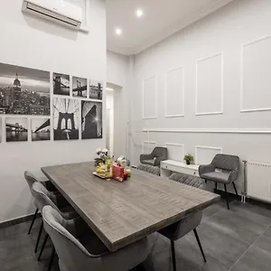https://prime-time-vaci-budapest.inbudapesthotels.com