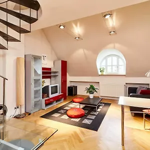 https://prague-letna-apartments.praguehotelsweb.com